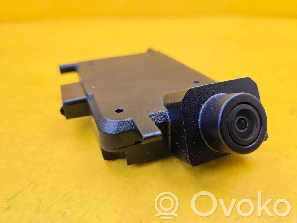 Lynk & co 01 Windshield/windscreen camera 