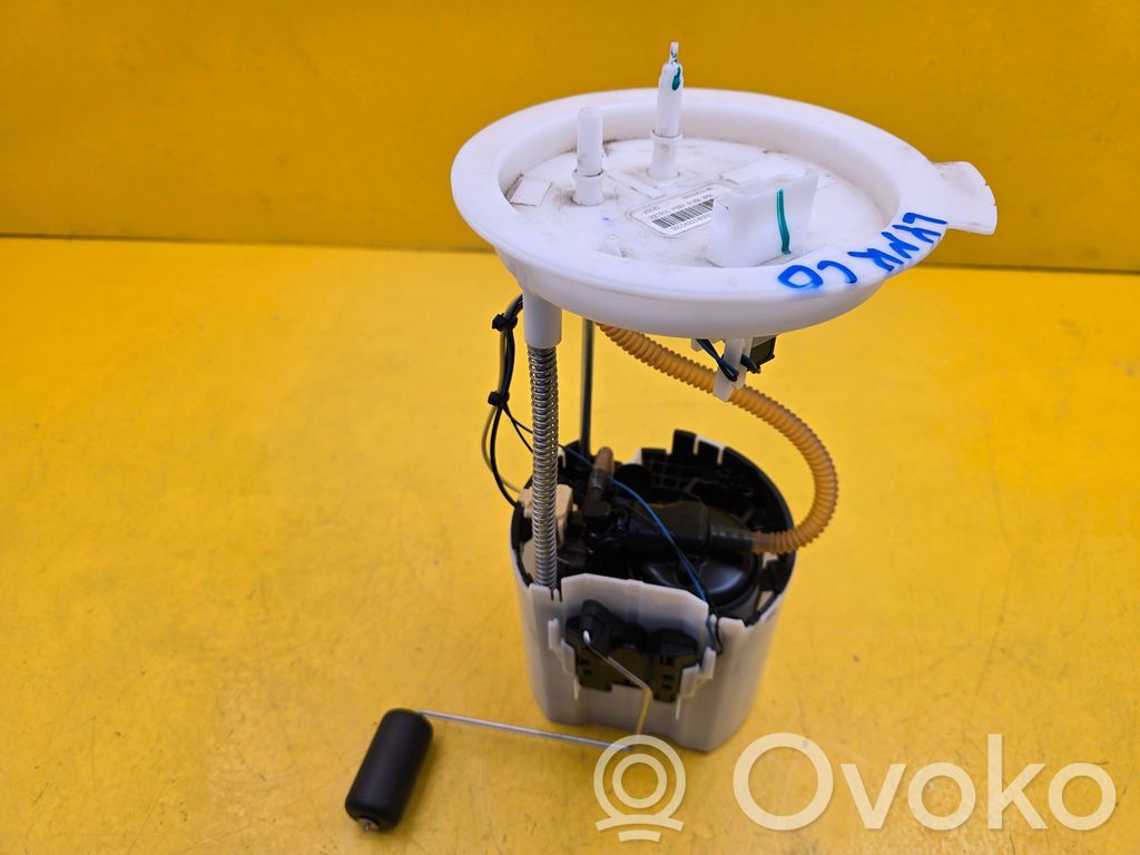 Lynk & co 01 Bomba interna de combustible 