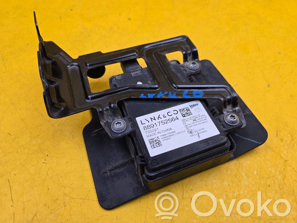 Lynk & co 01 Distronic sensor radar 