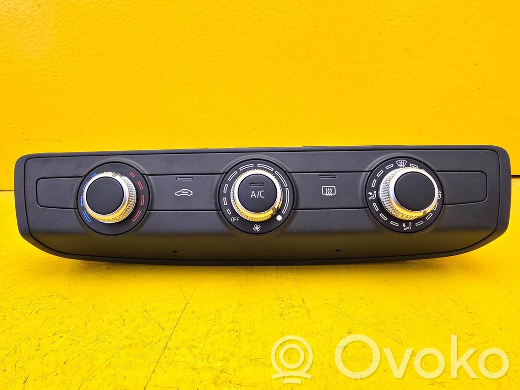 Audi A1 Climate control unit 