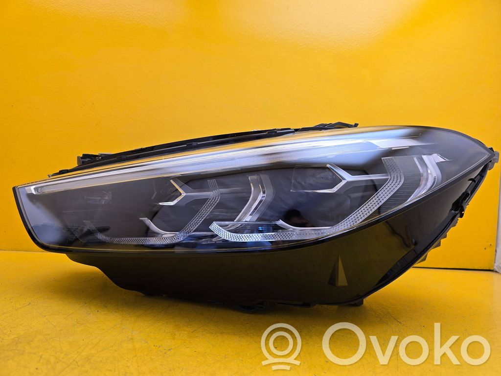 BMW M8 F91 F92 G14 G15 Lampa przednia 