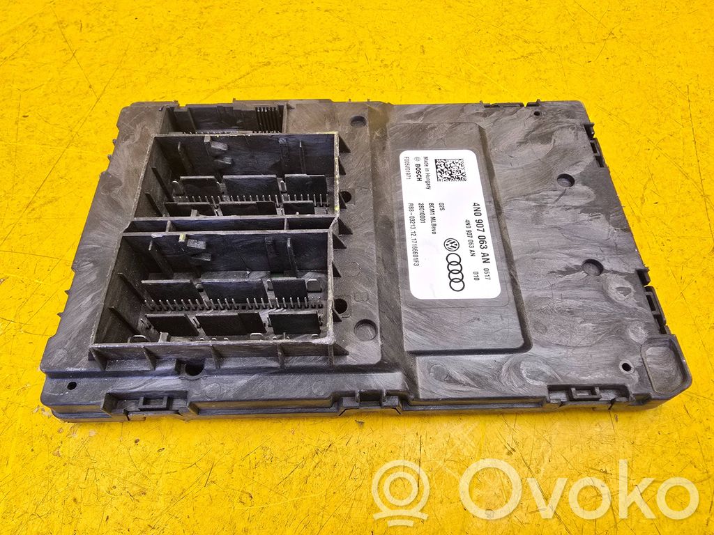 Audi A8 S8 D5 Korin keskiosan ohjainlaite 