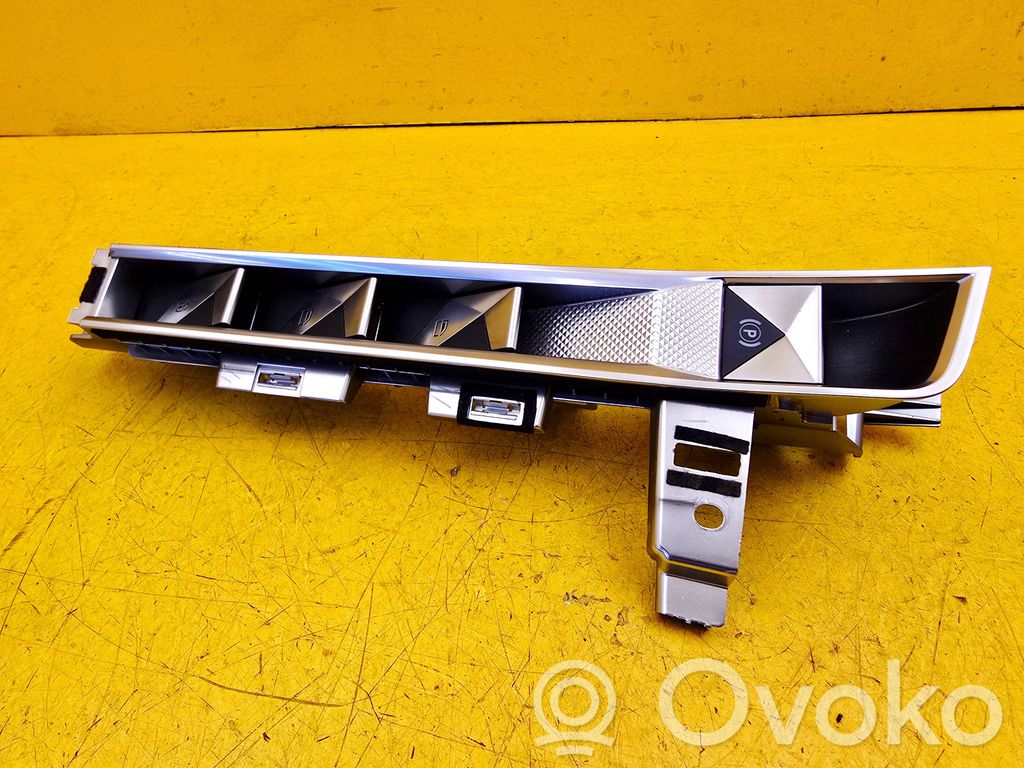 Citroen DS7 Crossback Electric window control switch 