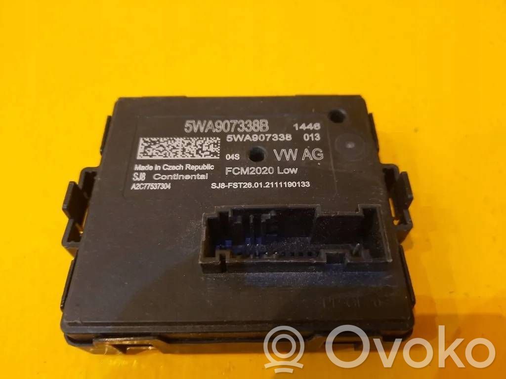 Volkswagen Golf VII Light module LCM 