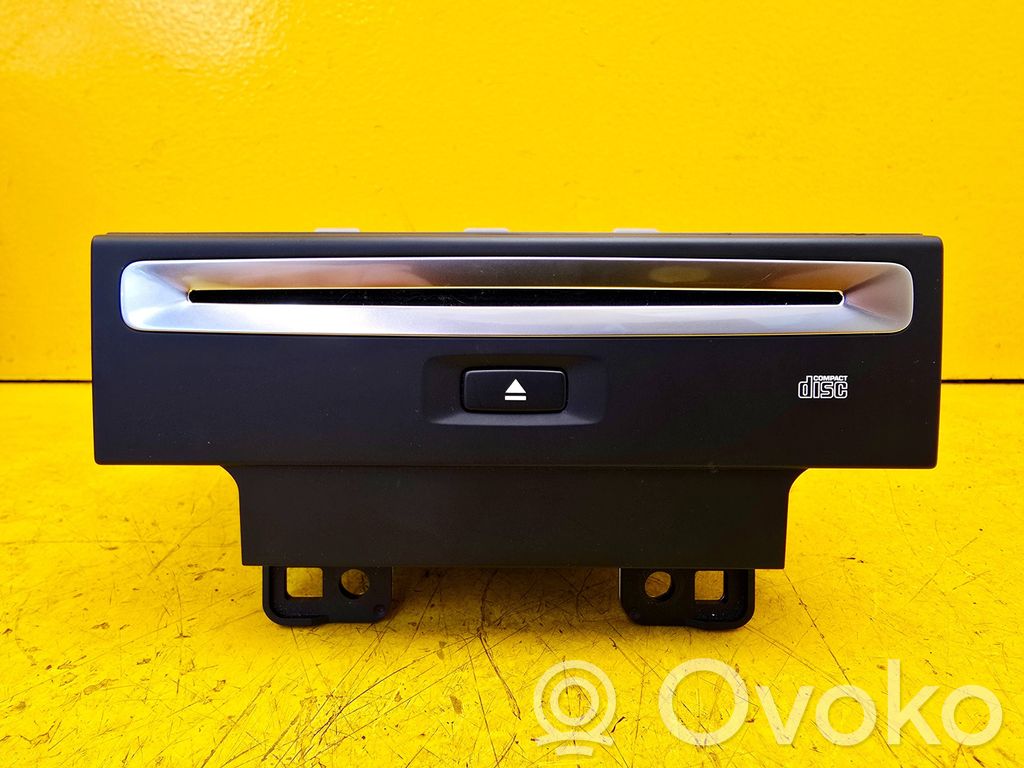 Volvo XC60 Radio/CD/DVD/GPS head unit 