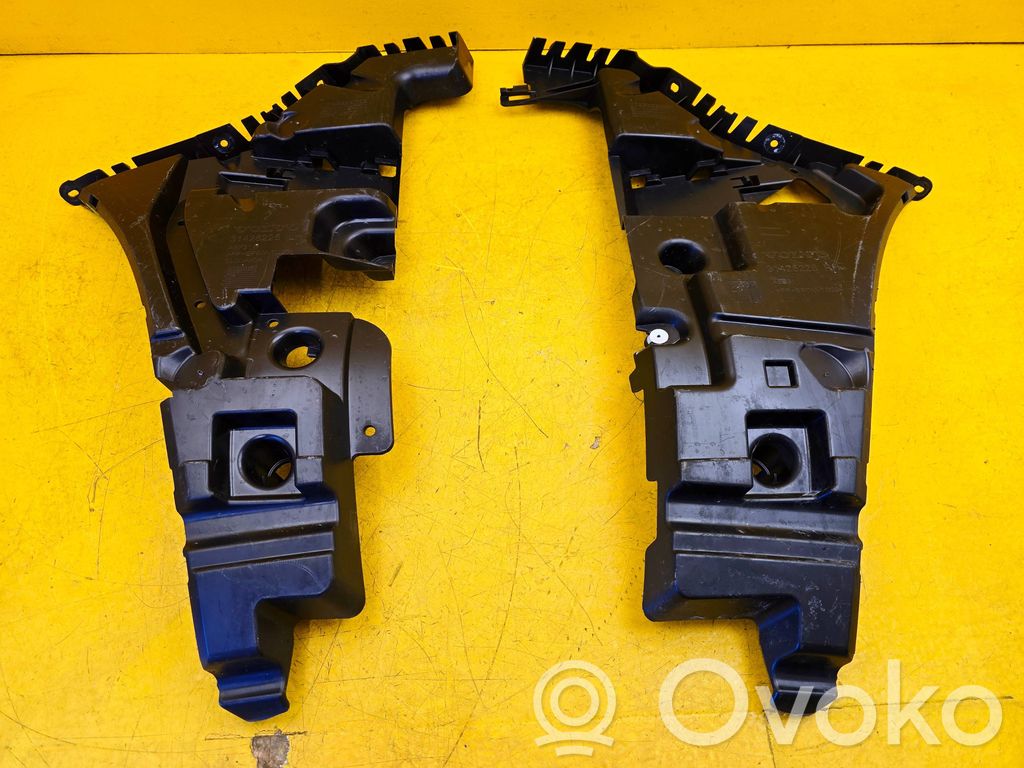 Volvo XC60 Suport montare bară spate 