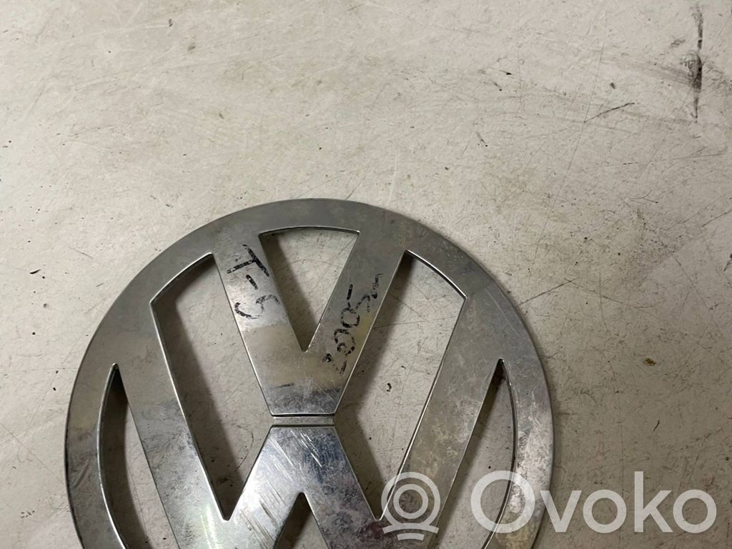 Volkswagen Multivan T5 Mostrina con logo/emblema della casa automobilistica 