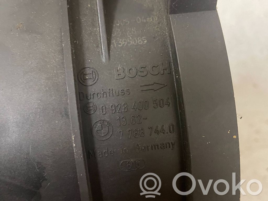 BMW 1 E81 E87 Mass air flow meter 