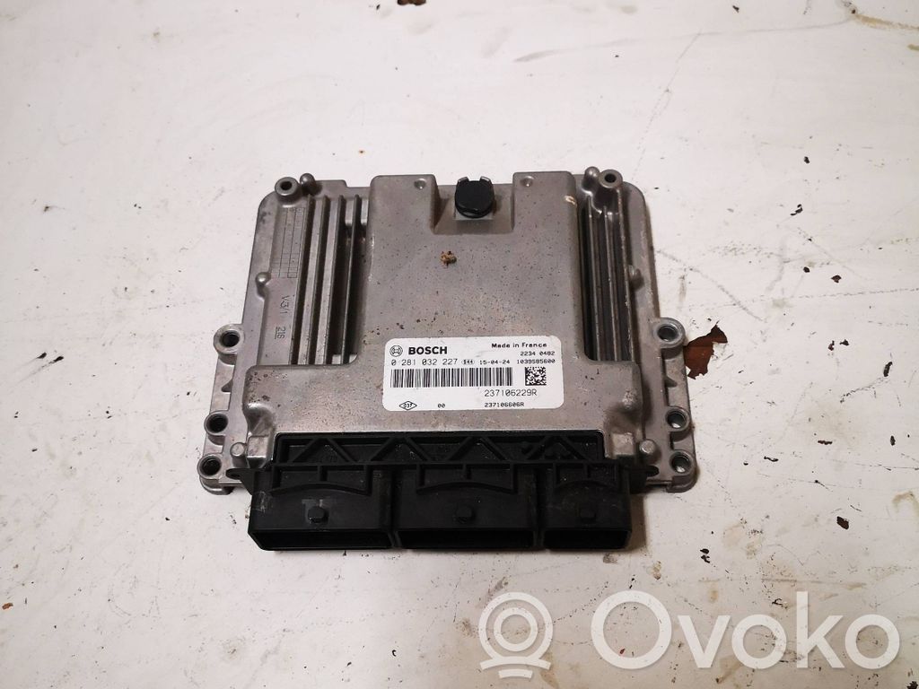 Renault Espace -  Grand espace V Engine control unit/module 