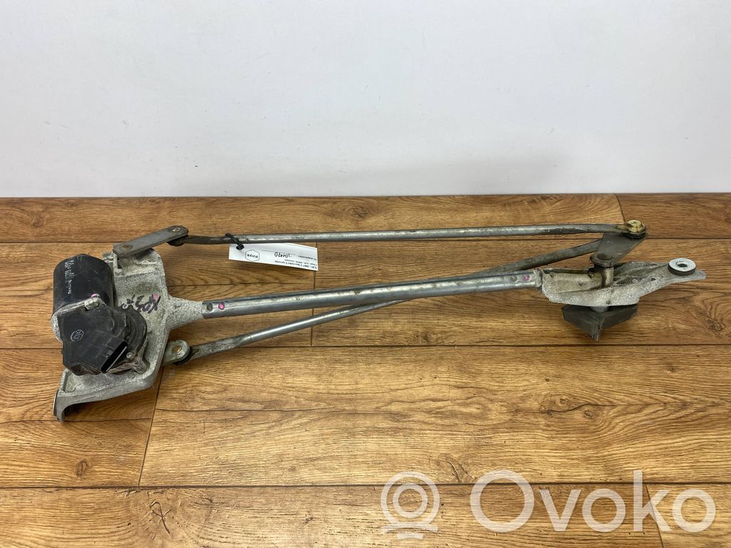 Chevrolet Corvette C6 Mechanizm i silniczek wycieraczek szyby przedniej / czołowej 