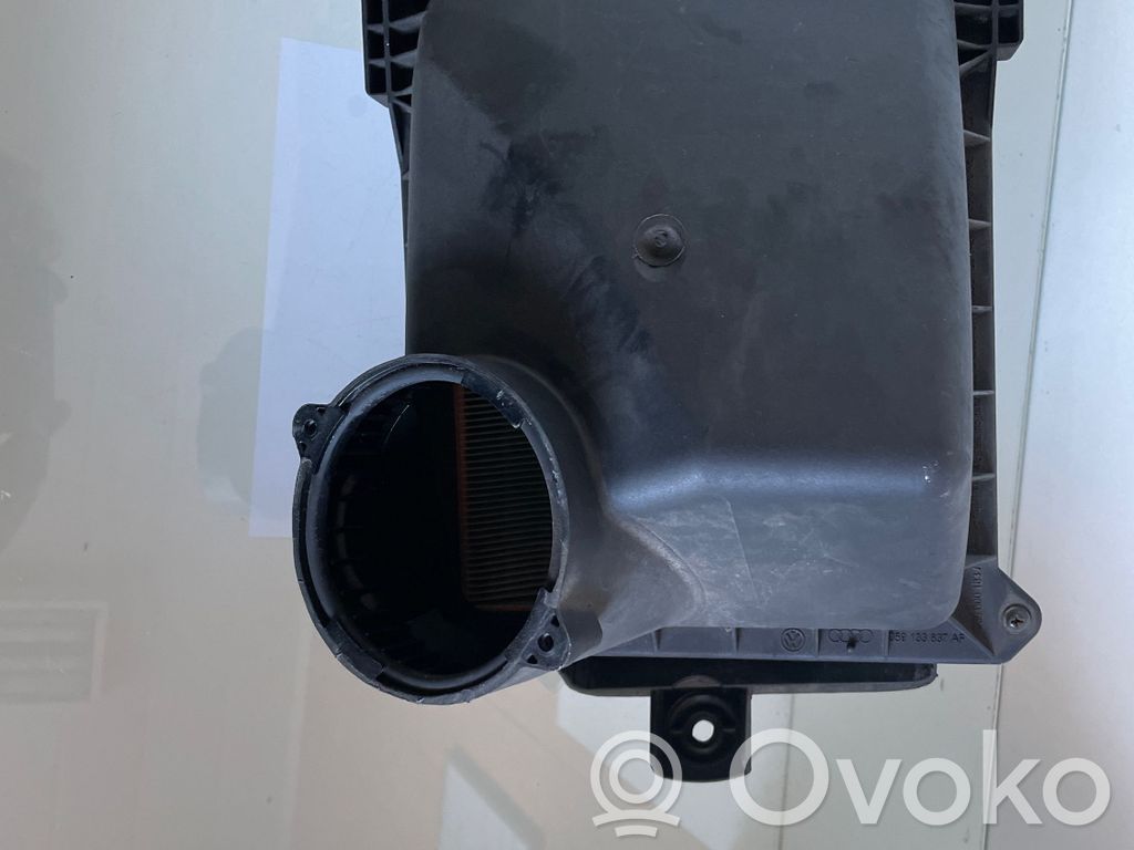 Audi A4 S4 B7 8E 8H Air filter box 