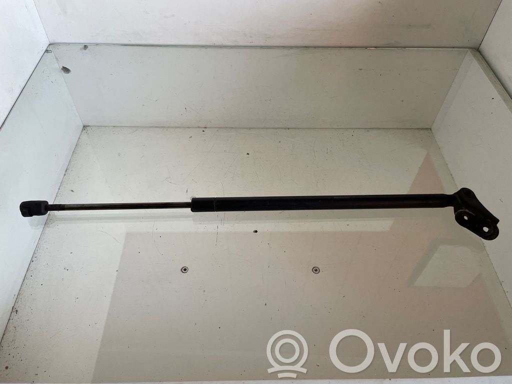 Toyota Corolla Verso AR10 Tailgate/trunk strut/damper 