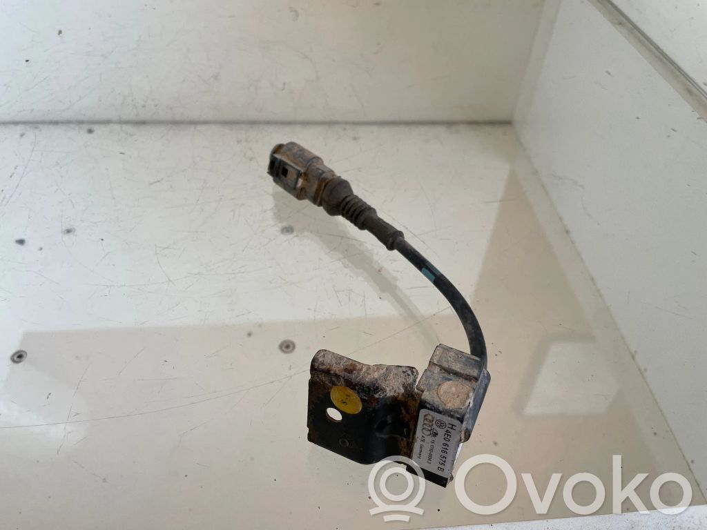 Audi A8 S8 D3 4E Galinės pakabos aukščio daviklis 