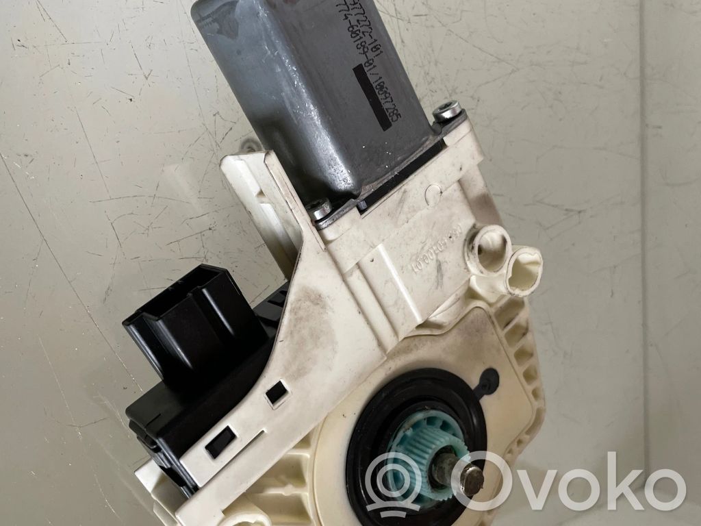 Audi A6 S6 C6 4F Silnik regulatora szyby drzwi przednich 