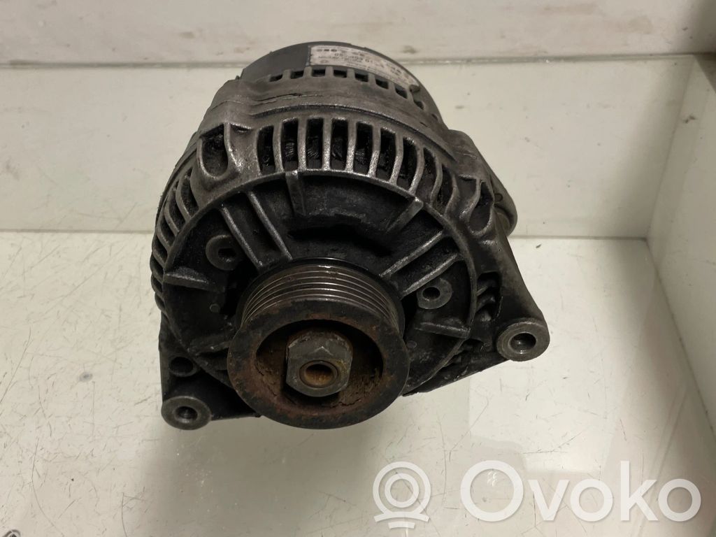 Audi A6 S6 C5 4B Generatorius 