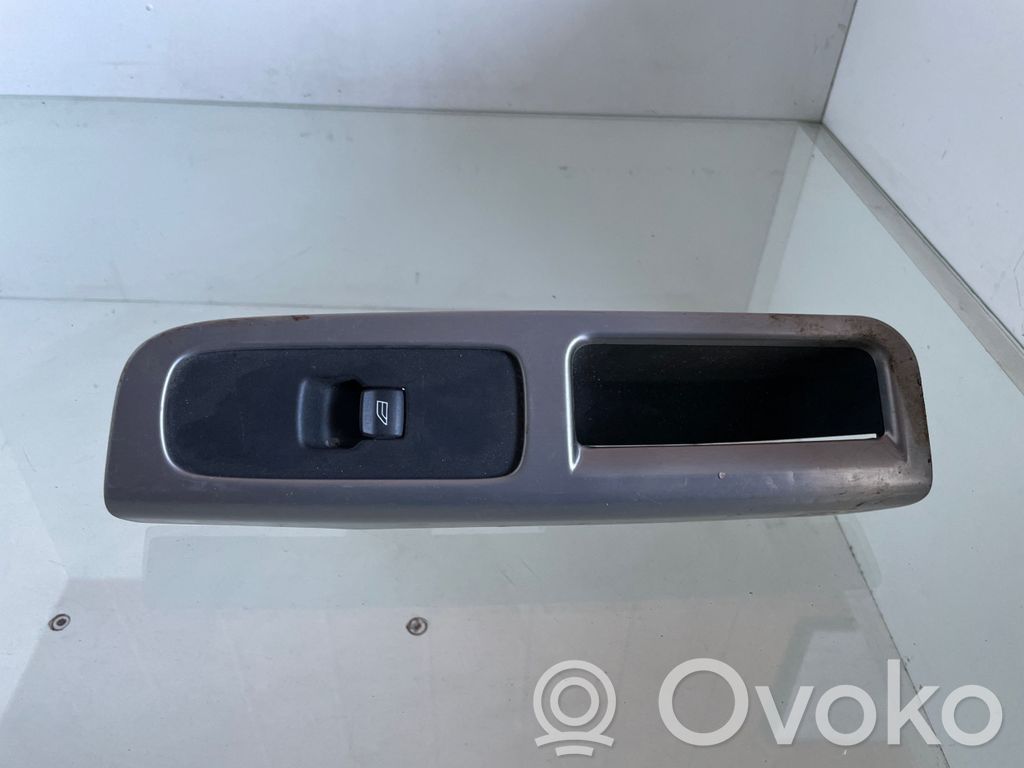 Electric window control switch   8679669,BSW464