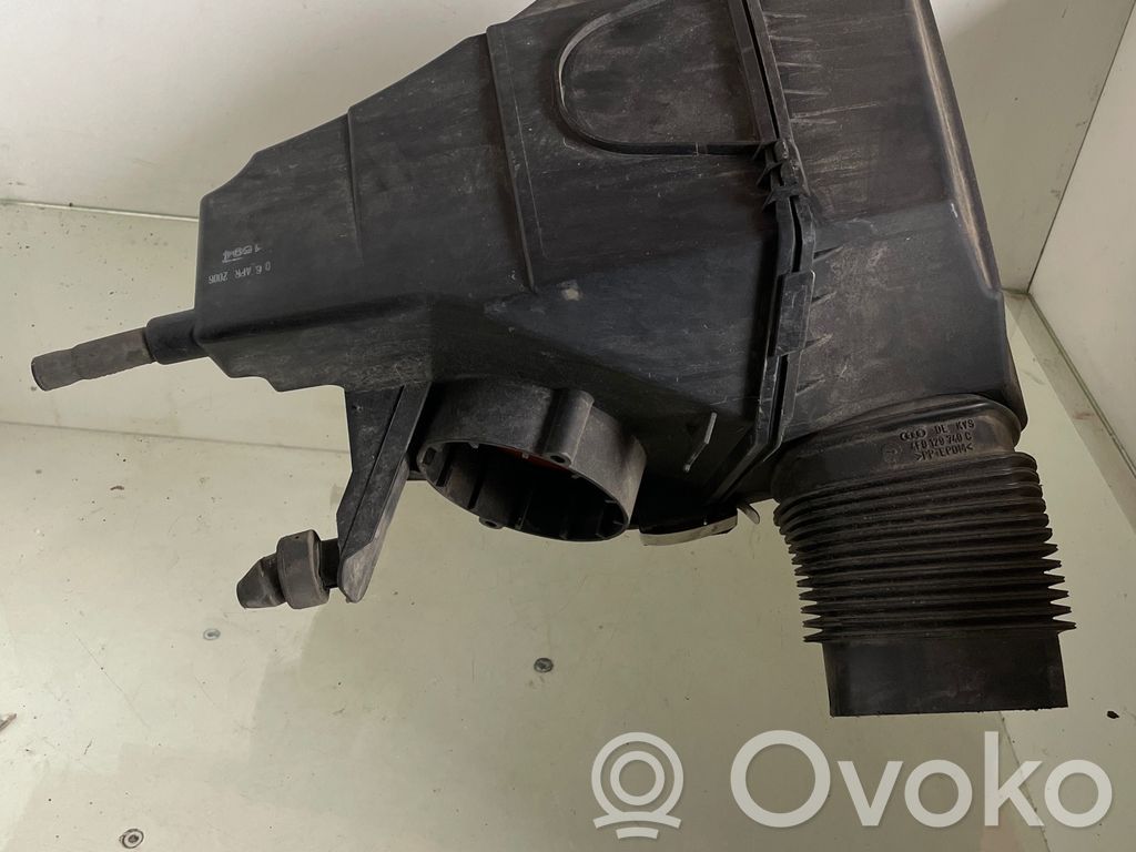 Audi A6 S6 C6 4F Air filter box 
