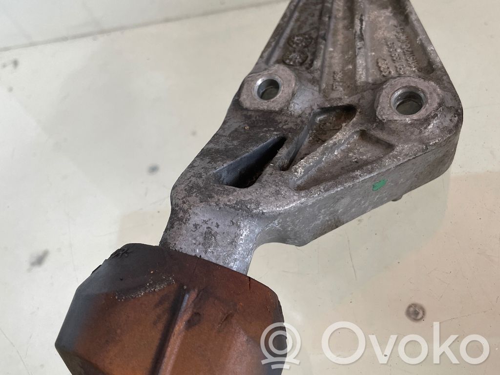 Audi A6 S6 C6 4F Engine mounting bracket 