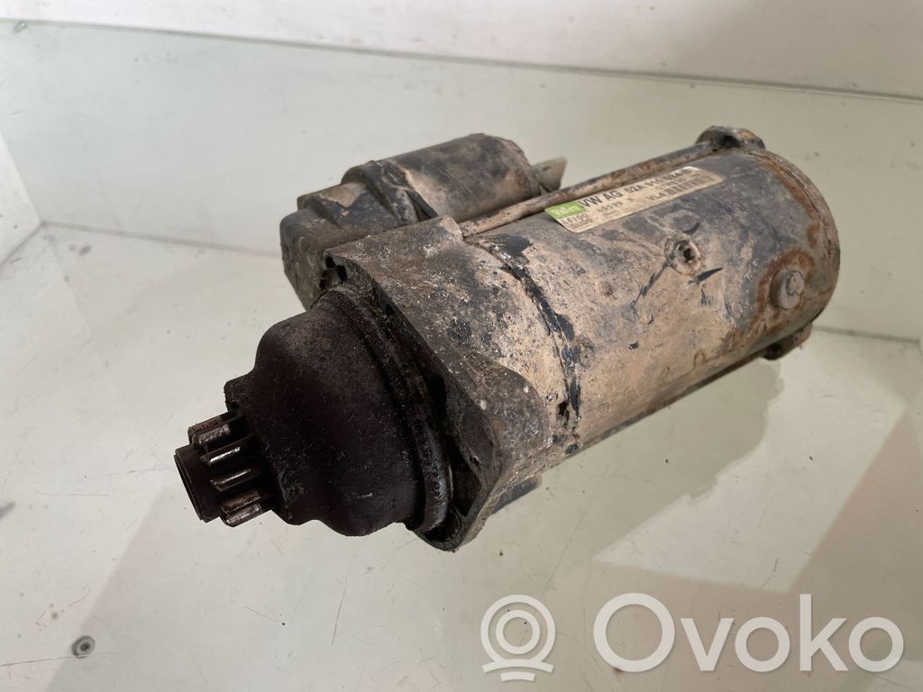 Audi A6 S6 C6 4F Starteris 