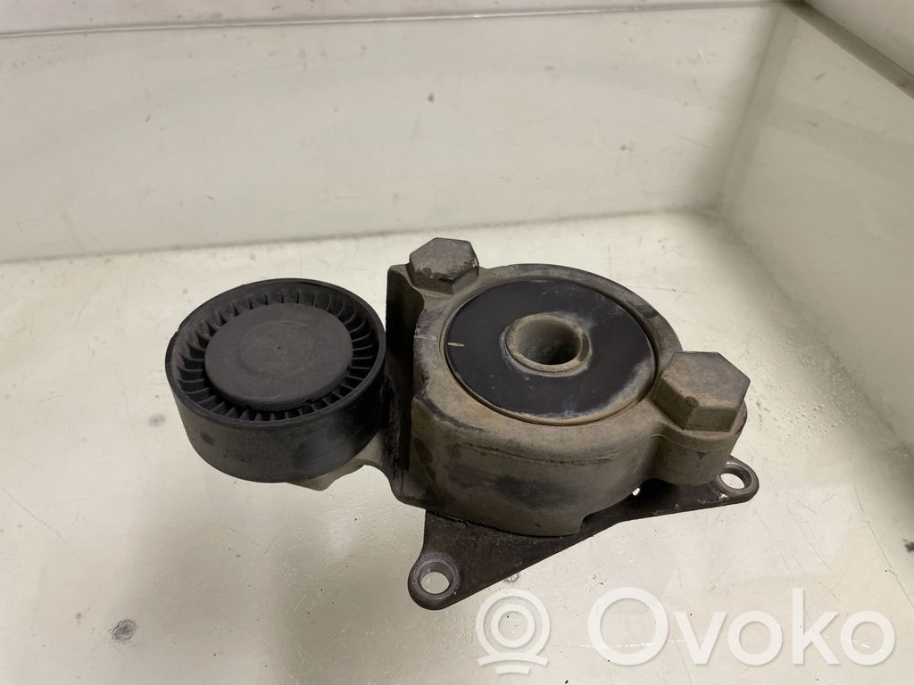 Toyota Corolla Verso AR10 Napinacz paska alternatora 