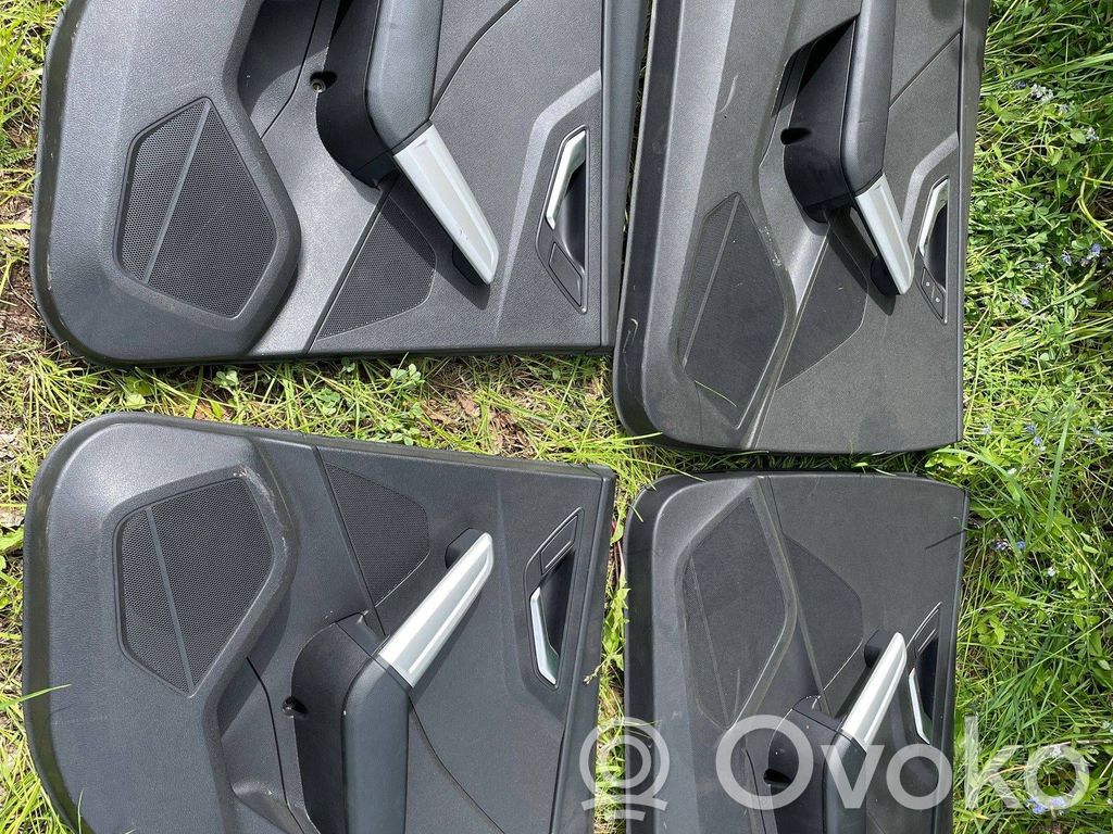 Oviverhoilusarja   81A867133,29082019,S009045294,156139702