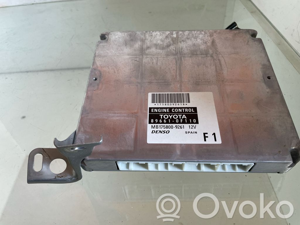 Toyota Corolla Verso AR10 Engine control unit/module 