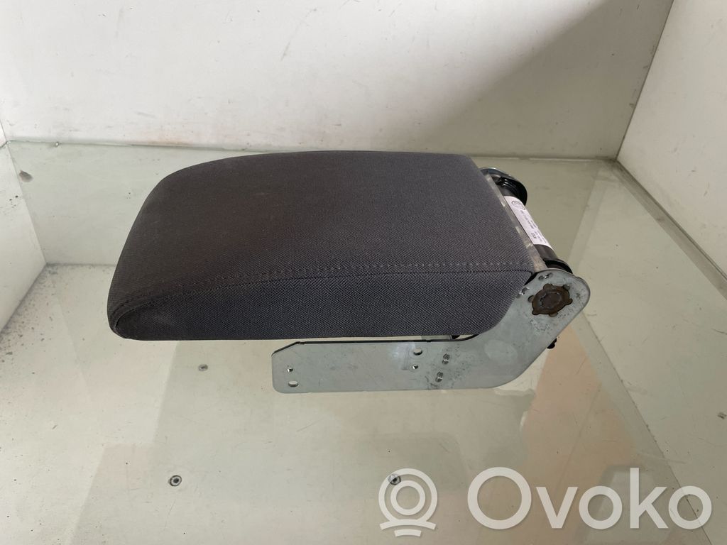 Volkswagen Golf Plus Armrest 