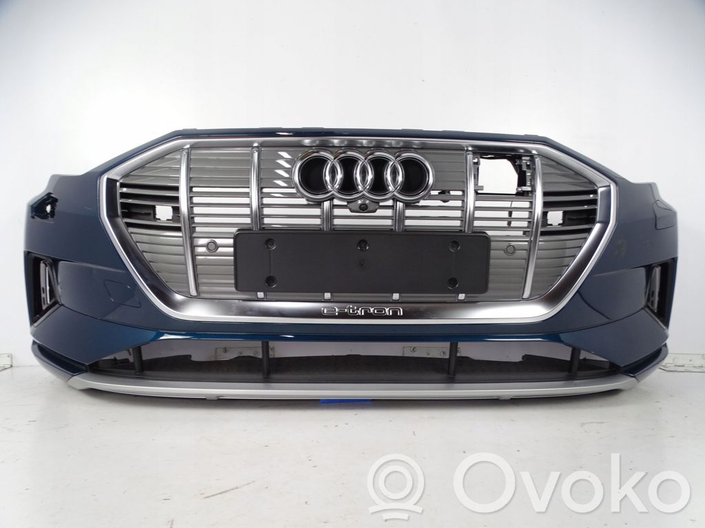 Audi e-tron Priekinis bamperis 