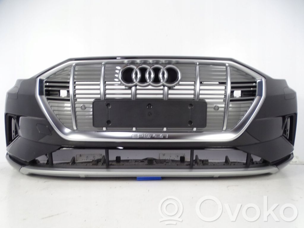 Audi e-tron Priekinis bamperis 
