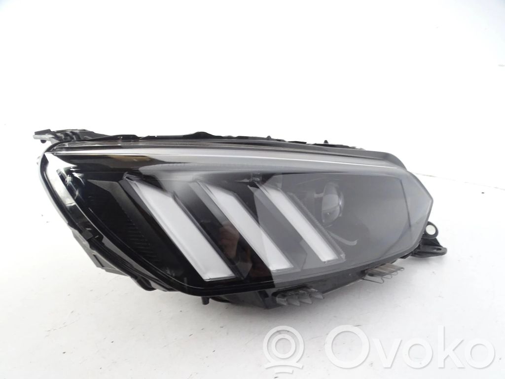 Peugeot 208 II Lampa przednia 