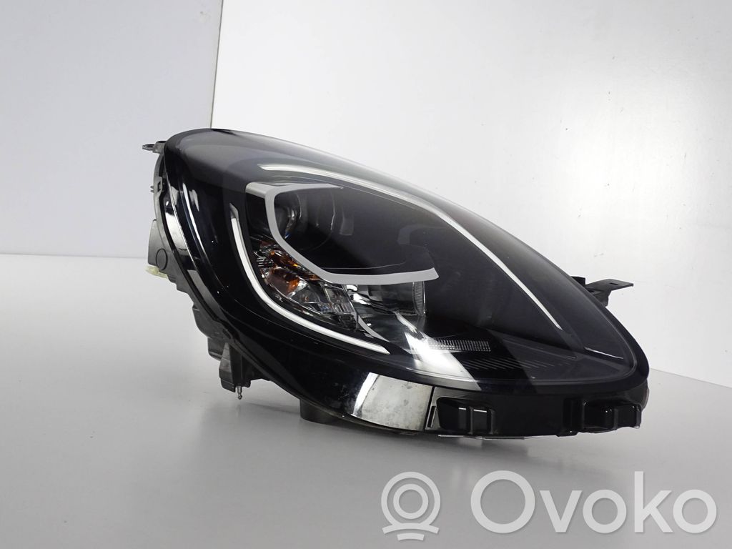 Ford Puma Headlight/headlamp 