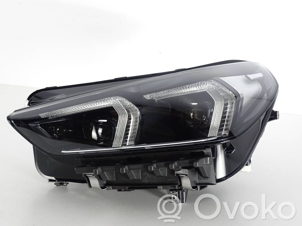 BMW X1 U11 Scheinwerfer 