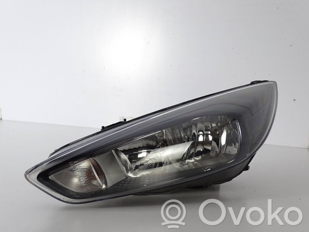Ford Focus Headlight/headlamp 