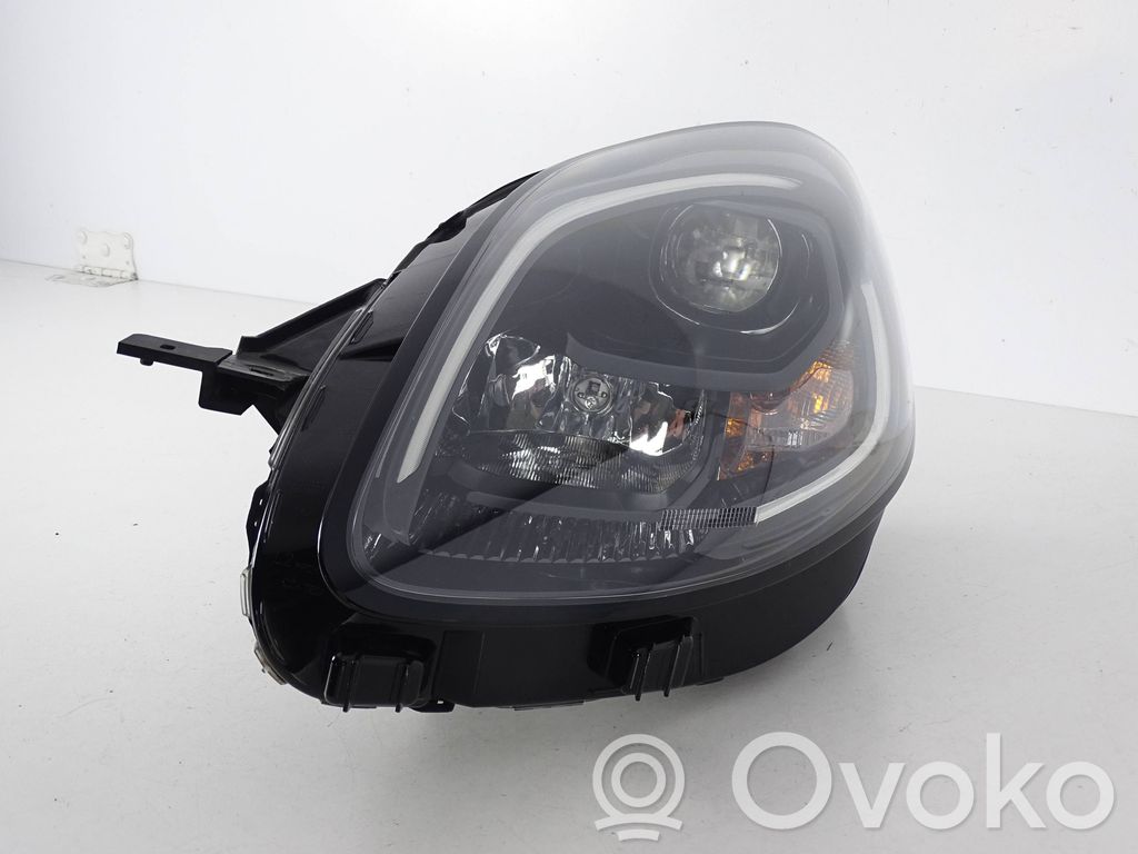 Ford Puma Lampa przednia 