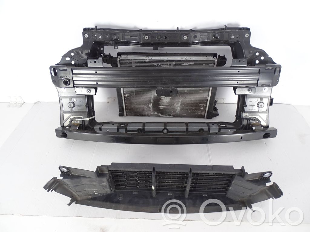 Renault 5 E-Tech Radiatorių panelė 