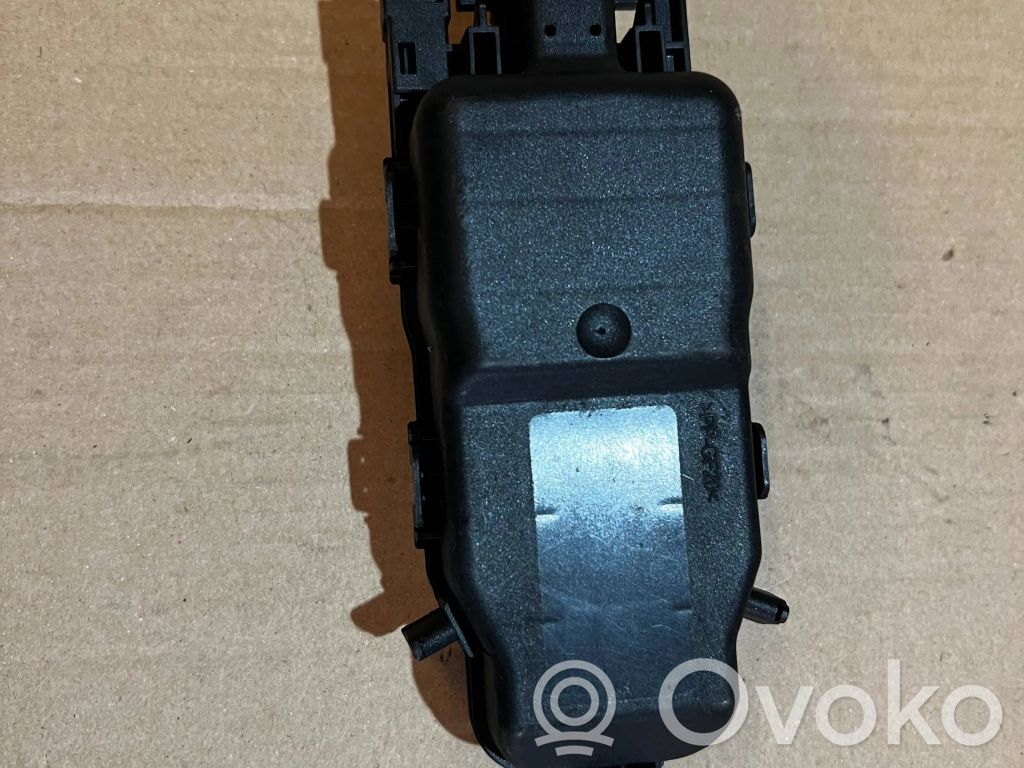 Seat control module   4N0881073,8L01880N7
