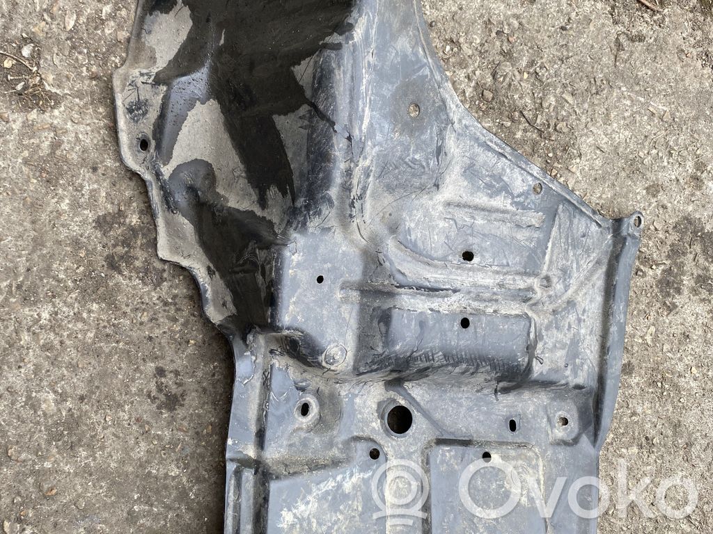 Toyota Corolla E120 E130 Engine splash shield/under tray 