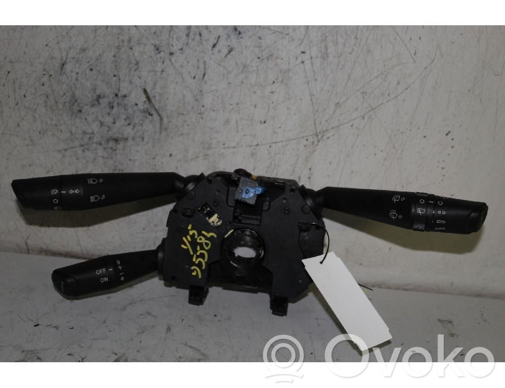 Lancia Ypsilon Light switch 