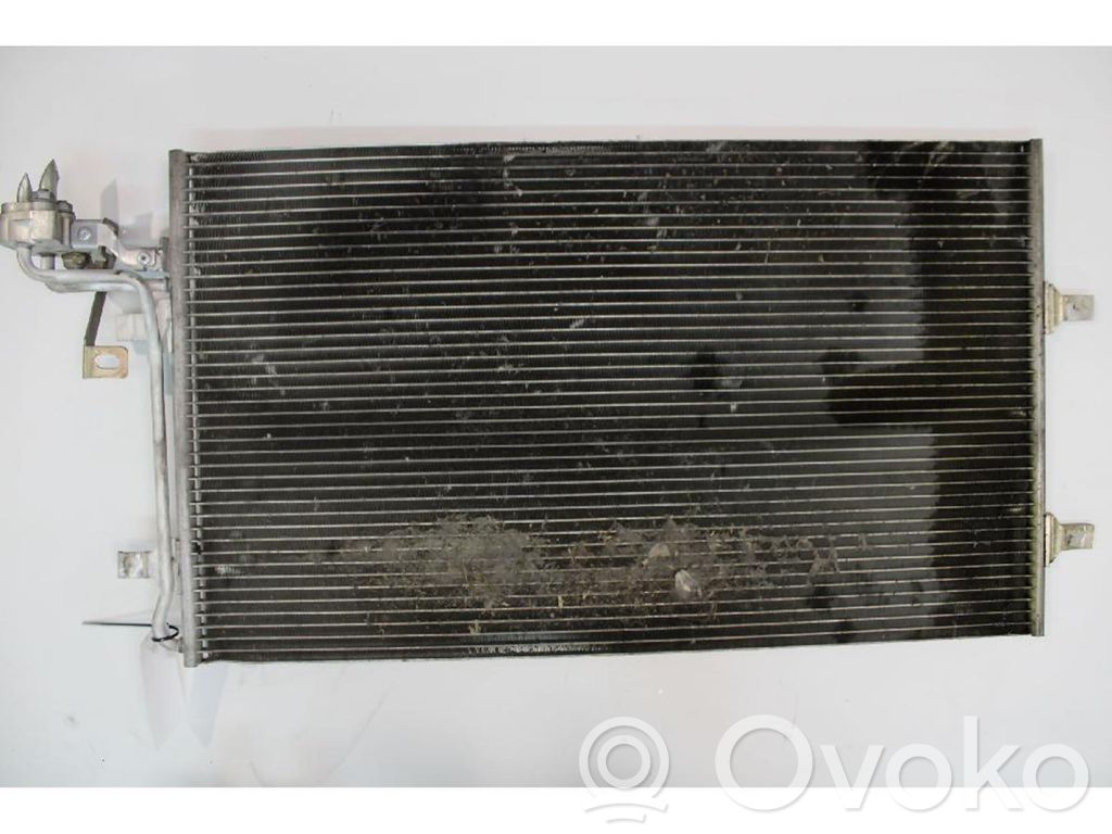 Volvo C70 Oro kondicionieriaus radiatorius aušinimo 