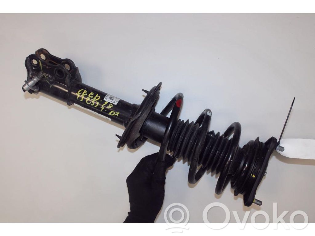 Front shock absorber/damper   54661A2000