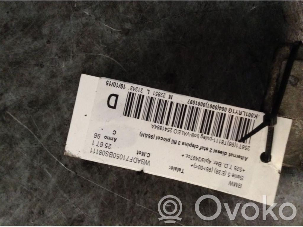 BMW 5 E39 Alternator 