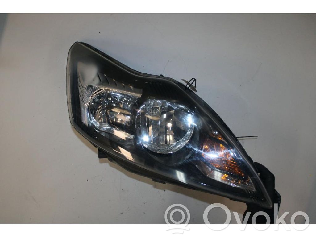 Ford Focus Headlight/headlamp 