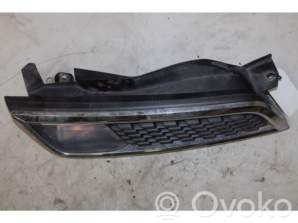 Front grill   62320BC41A