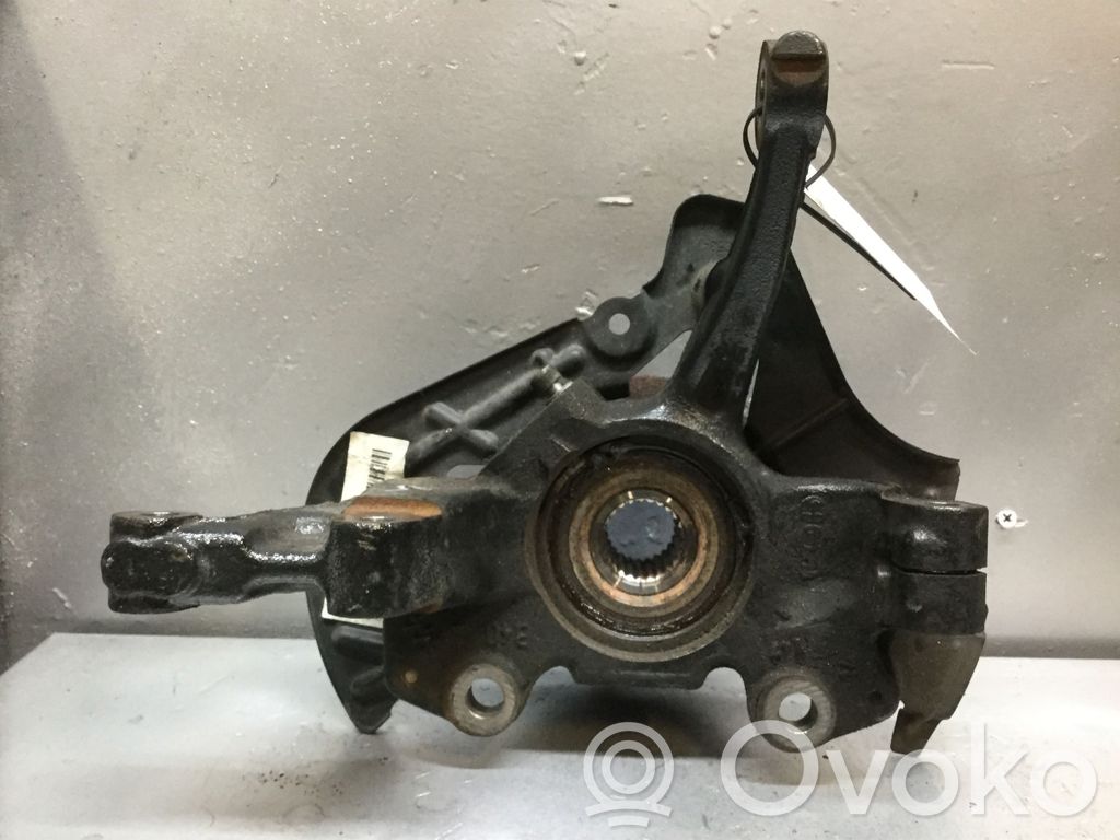 Lancia Ypsilon Cubo de rueda delantera 
