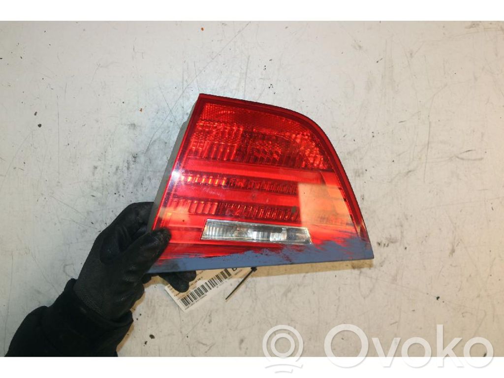 Tailgate rear/tail lights   7289434