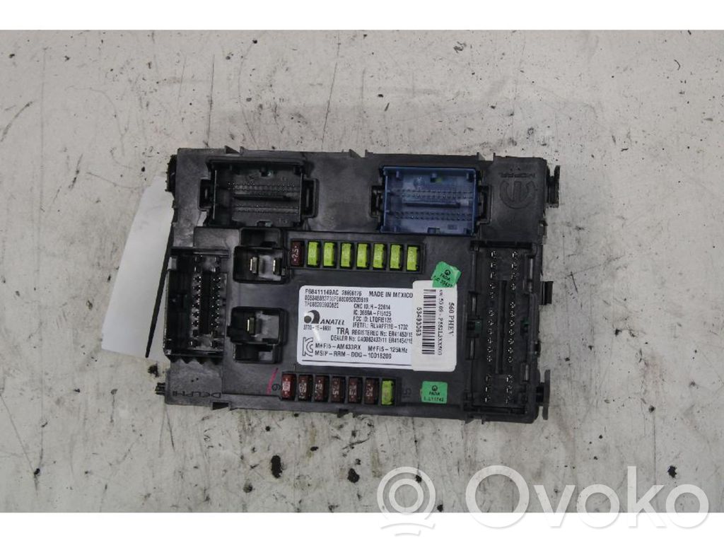 Jeep Compass Fuse module 