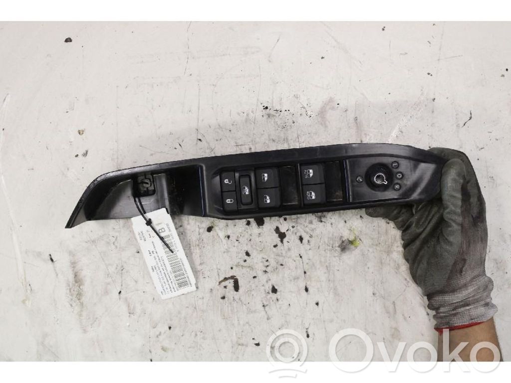 Jeep Compass Electric window control switch 