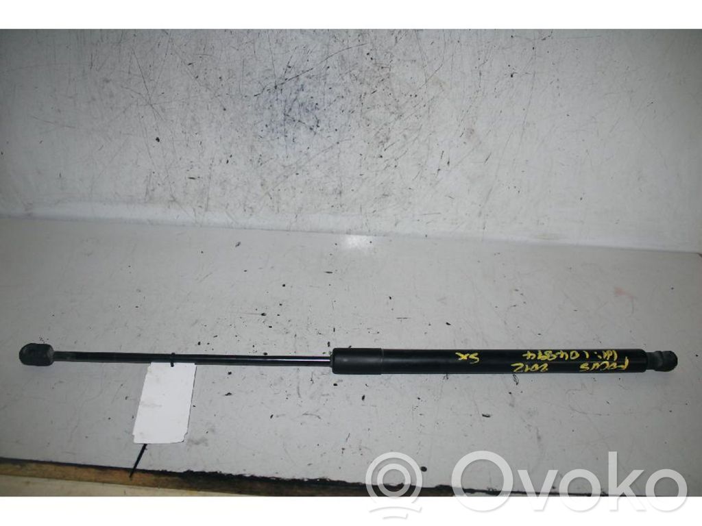 Rear window strut damper