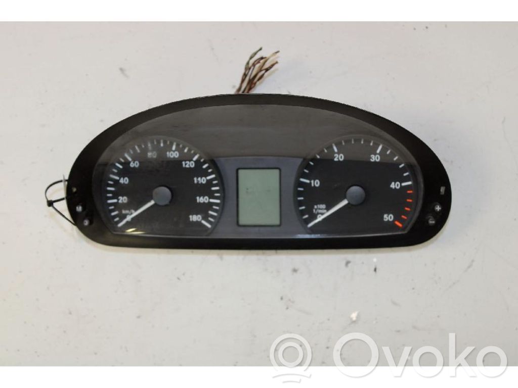 Mercedes-Benz Sprinter W906 Tachimetro (quadro strumenti) 