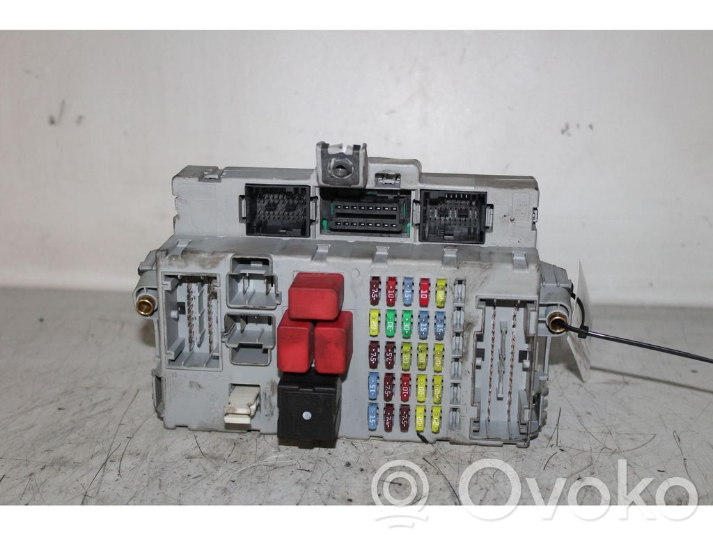 Módulo de fusible   51786924